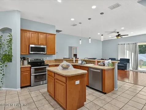 3204 Wandering Oaks Drive Orange Park FL 32065