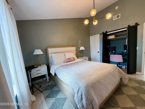 2458 Seabury Place N Jacksonville FL 32246
