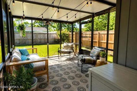 2458 Seabury Place N Jacksonville FL 32246