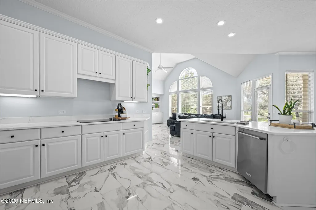 12548 Highview Drive Jacksonville FL 32225