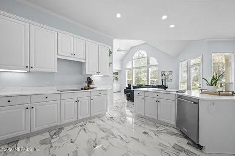 12548 Highview Drive Jacksonville FL 32225