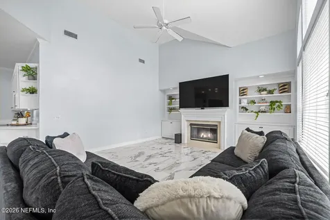 12548 Highview Drive Jacksonville FL 32225
