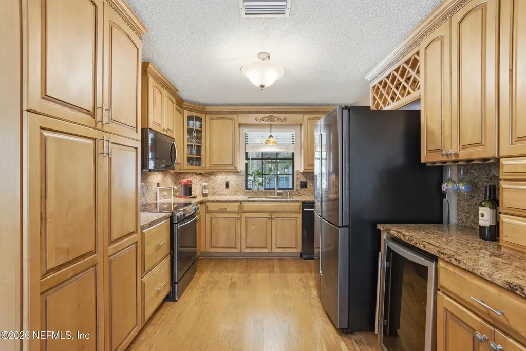 836 Lake Asbury Drive Green Cove Springs FL 32043