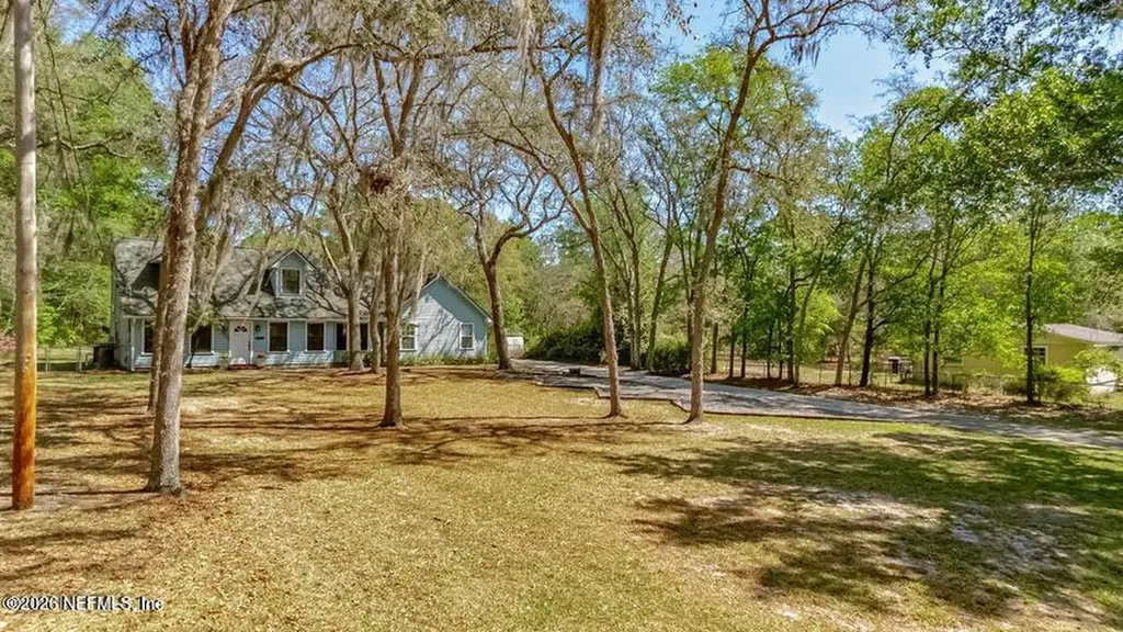 836 Lake Asbury Drive Green Cove Springs FL 32043