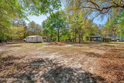836 Lake Asbury Drive Green Cove Springs FL 32043