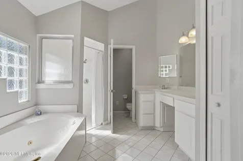 836 Lake Asbury Drive Green Cove Springs FL 32043