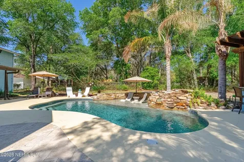 836 Lake Asbury Drive Green Cove Springs FL 32043