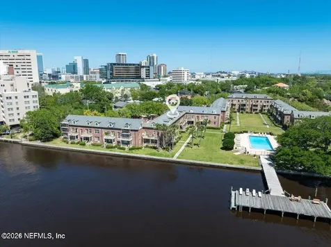 834 Cedar Street Jacksonville FL 32207