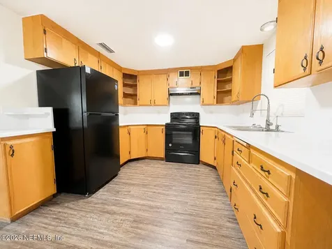 6009 Verdes Road Jacksonville FL 32244