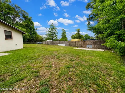 6009 Verdes Road Jacksonville FL 32244