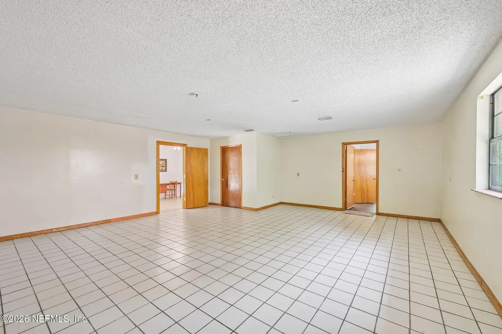 2402 Sandy Run Drive W Middleburg FL 32068