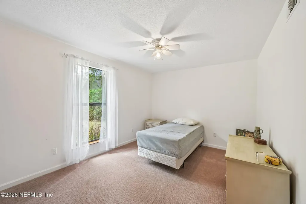2402 Sandy Run Drive W Middleburg FL 32068