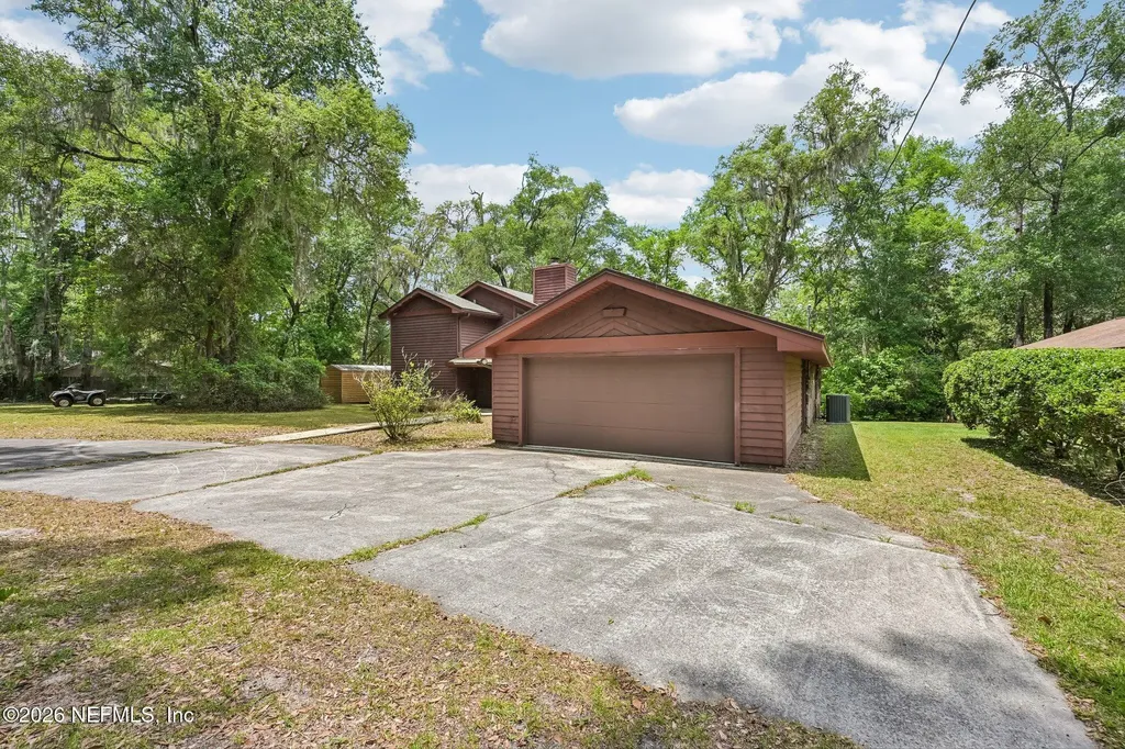 2402 Sandy Run Drive W Middleburg FL 32068