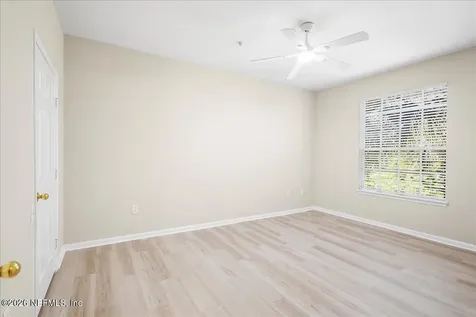 10550 Baymeadows Road Jacksonville FL 32256