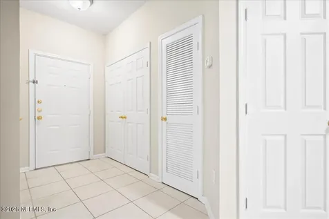 10550 Baymeadows Road Jacksonville FL 32256
