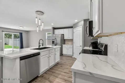 9099 Tahoe Lane Jacksonville FL 32222