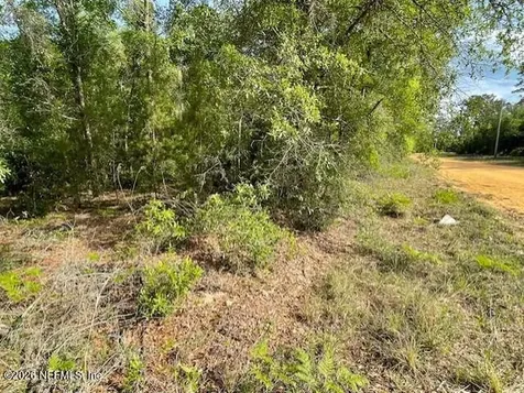 108 Usina Avenue Interlachen FL 32148