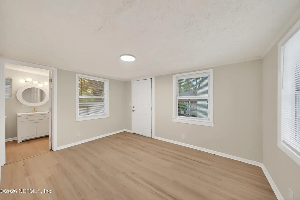 4517 Delta Avenue Jacksonville FL 32205