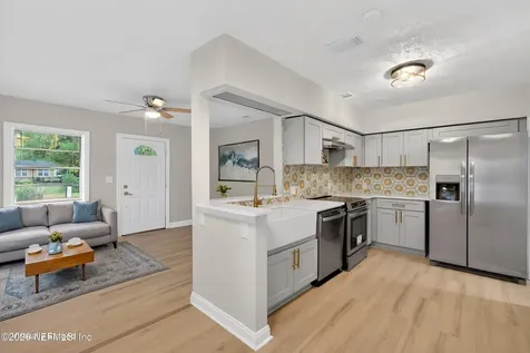 4517 Delta Avenue Jacksonville FL 32205