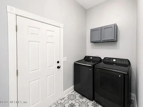 443 E 3rd Street Jacksonville FL 32206