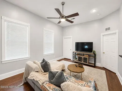 443 E 3rd Street Jacksonville FL 32206