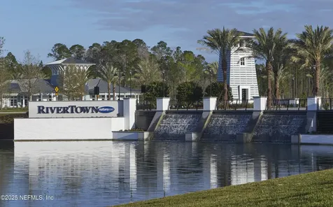 305 Crafton Circle St. Johns FL 32259