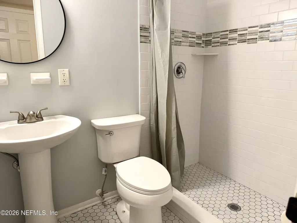 2909 Lauderdale Drive E Jacksonville FL 32277