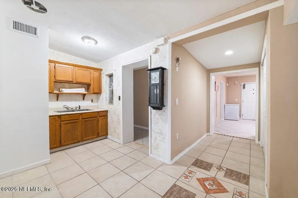17 Rollins Avenue St. Augustine FL 32084