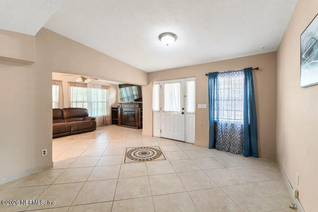 17 Rollins Avenue St. Augustine FL 32084