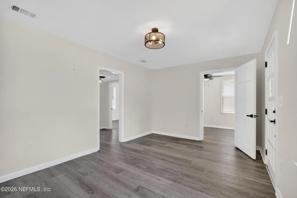 8073 Wakefield Avenue Jacksonville FL 32208