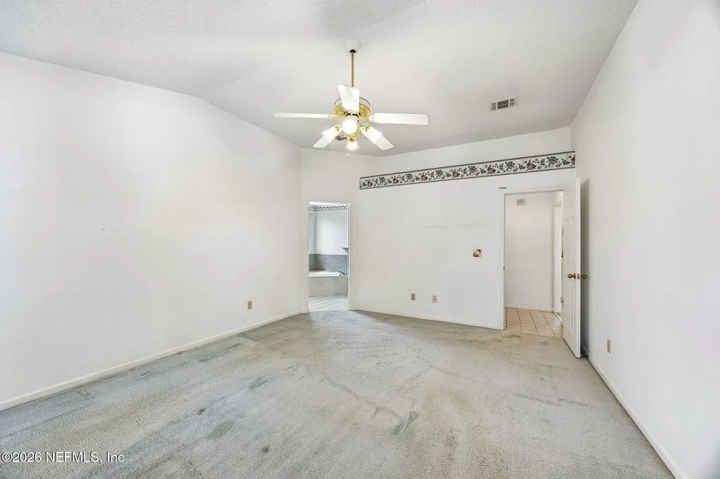 8630 Charlesgate Circle N Jacksonville FL 32244