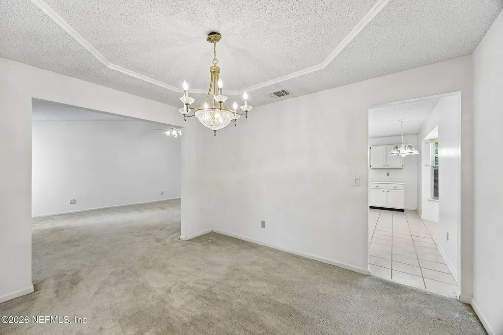 8630 Charlesgate Circle N Jacksonville FL 32244