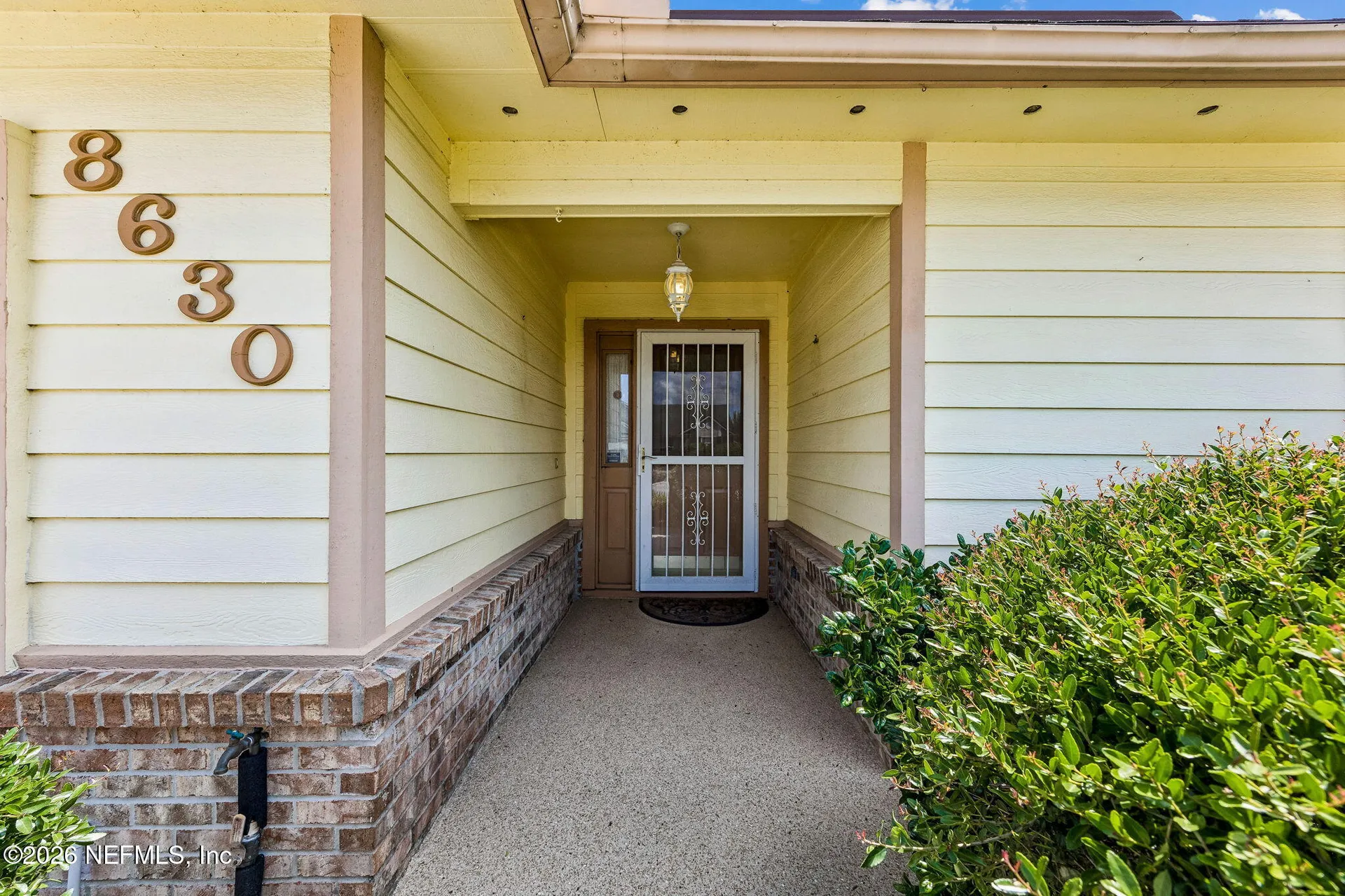 8630 Charlesgate Circle N Jacksonville FL 32244
