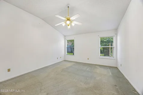 8630 Charlesgate Circle N Jacksonville FL 32244