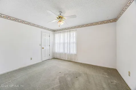 8630 Charlesgate Circle N Jacksonville FL 32244