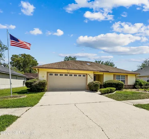 8630 Charlesgate Circle N Jacksonville FL 32244