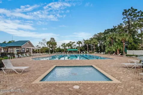 8630 Charlesgate Circle N Jacksonville FL 32244