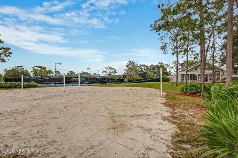 8630 Charlesgate Circle N Jacksonville FL 32244
