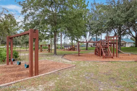 8630 Charlesgate Circle N Jacksonville FL 32244