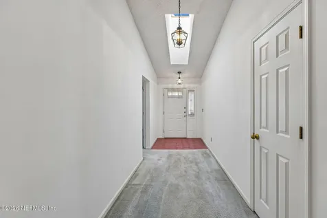 8630 Charlesgate Circle N Jacksonville FL 32244