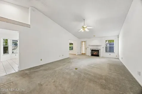 8630 Charlesgate Circle N Jacksonville FL 32244