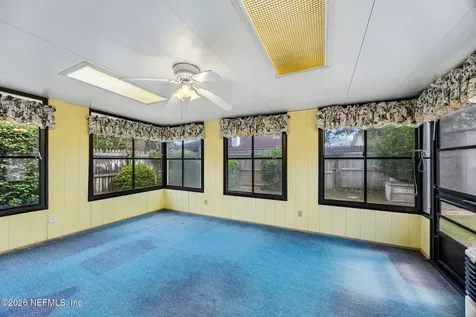 8630 Charlesgate Circle N Jacksonville FL 32244