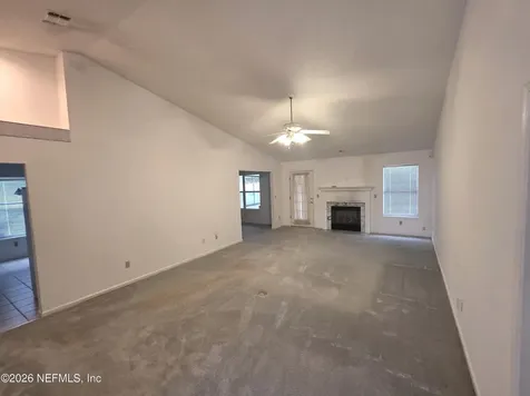 8630 Charlesgate Circle N Jacksonville FL 32244