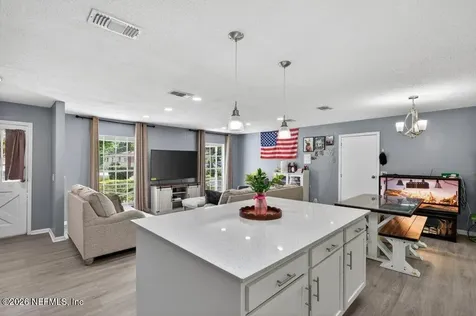 9744 Sappington Avenue Jacksonville FL 32208