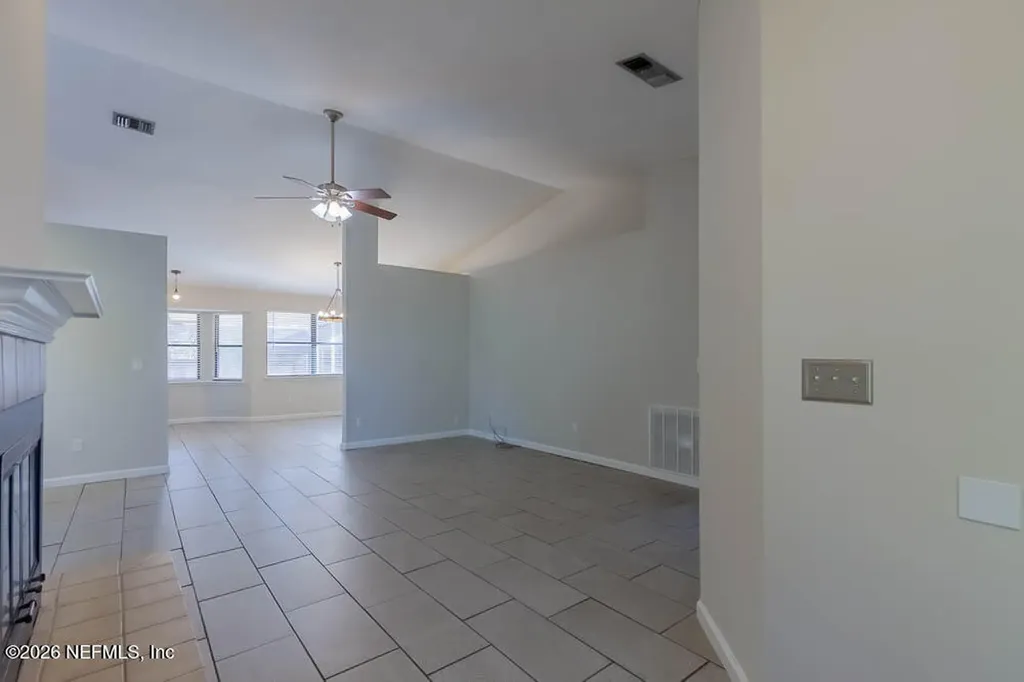 1639 Ponderosa Pine Drive E Jacksonville FL 32225