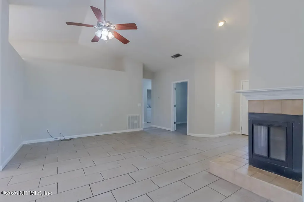 1639 Ponderosa Pine Drive E Jacksonville FL 32225