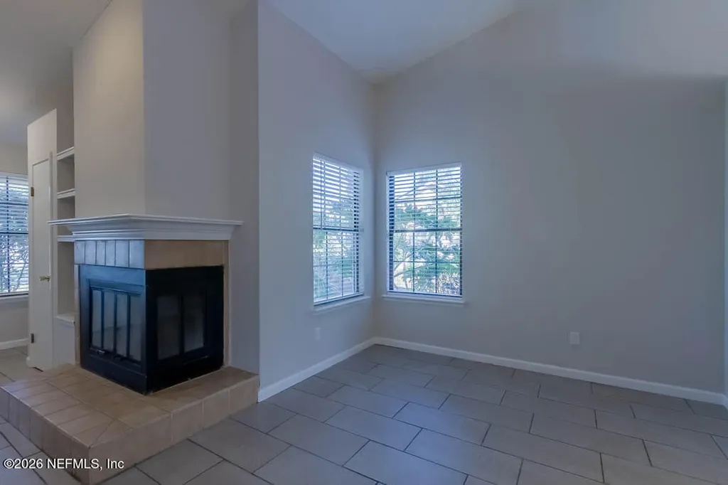 1639 Ponderosa Pine Drive E Jacksonville FL 32225