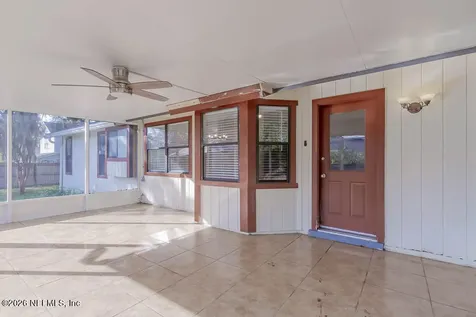 1639 Ponderosa Pine Drive E Jacksonville FL 32225