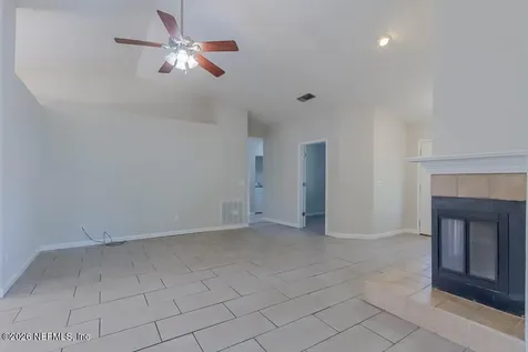 1639 Ponderosa Pine Drive E Jacksonville FL 32225