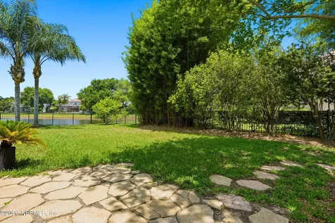 430 Summerset Drive St. Johns FL 32259